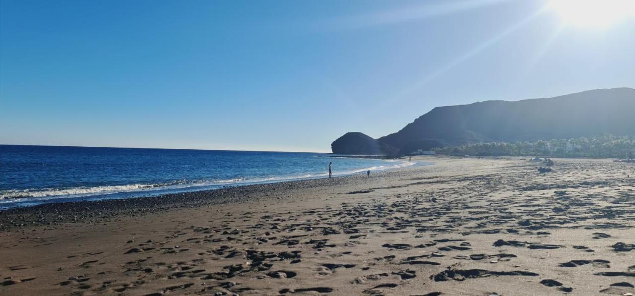 Apartamento Playitas Salema Las Playas Екстериор снимка